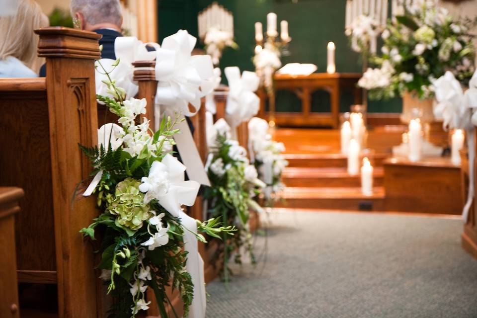 Aisle decor