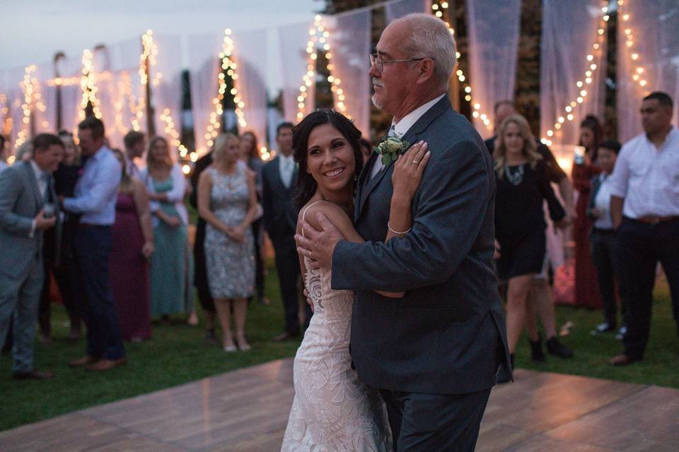 Father/daughter dance