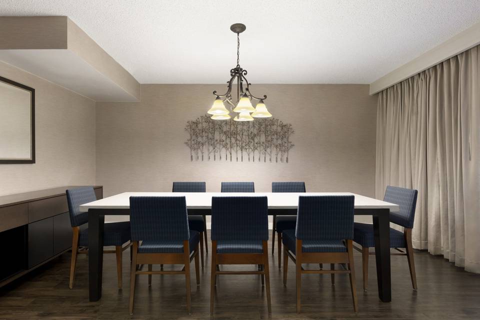 Embassy Suites Chicago Lombard Oak Brook