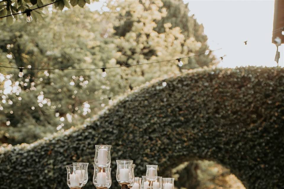 LONG TABLE