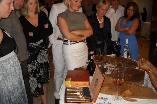 Guests are intrigued and entertained by the master cigar rollers expertise