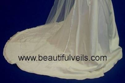 Cathedral length veil