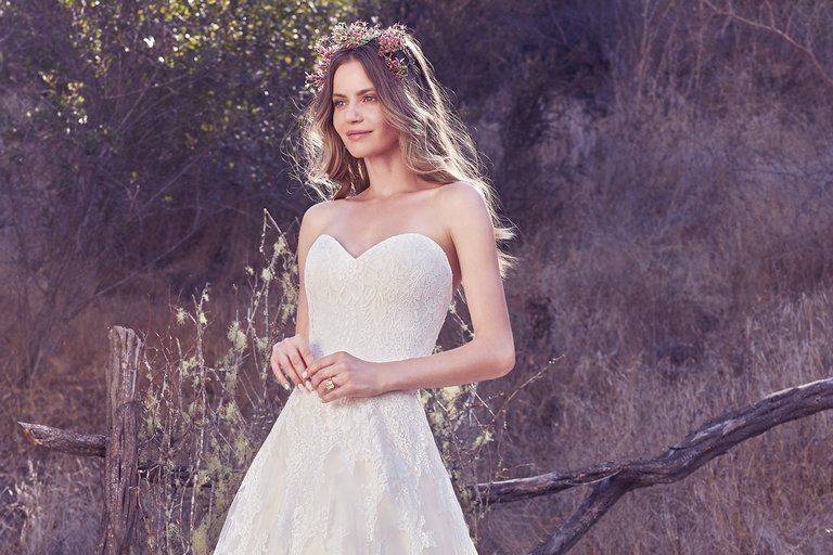 Elegant Lace Bridal