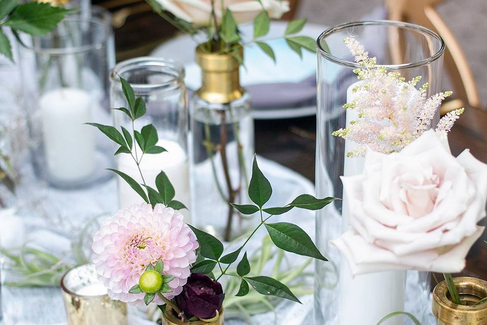 Bud Vase Tablescape