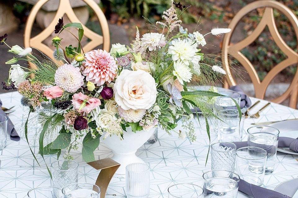 Bud Vase Tablescape