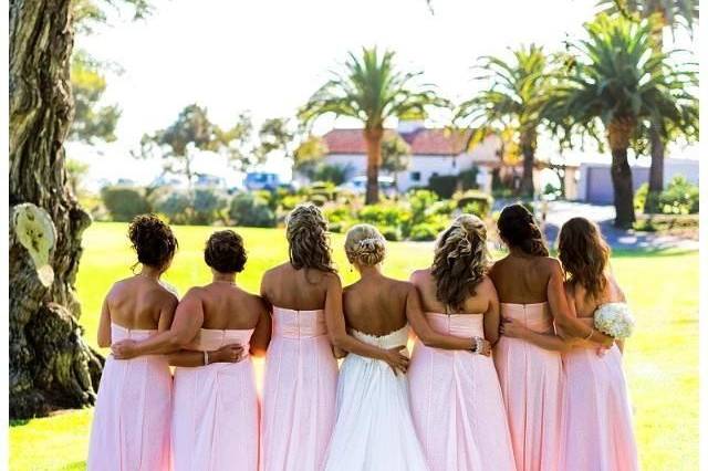 The bride with her bridesmaids