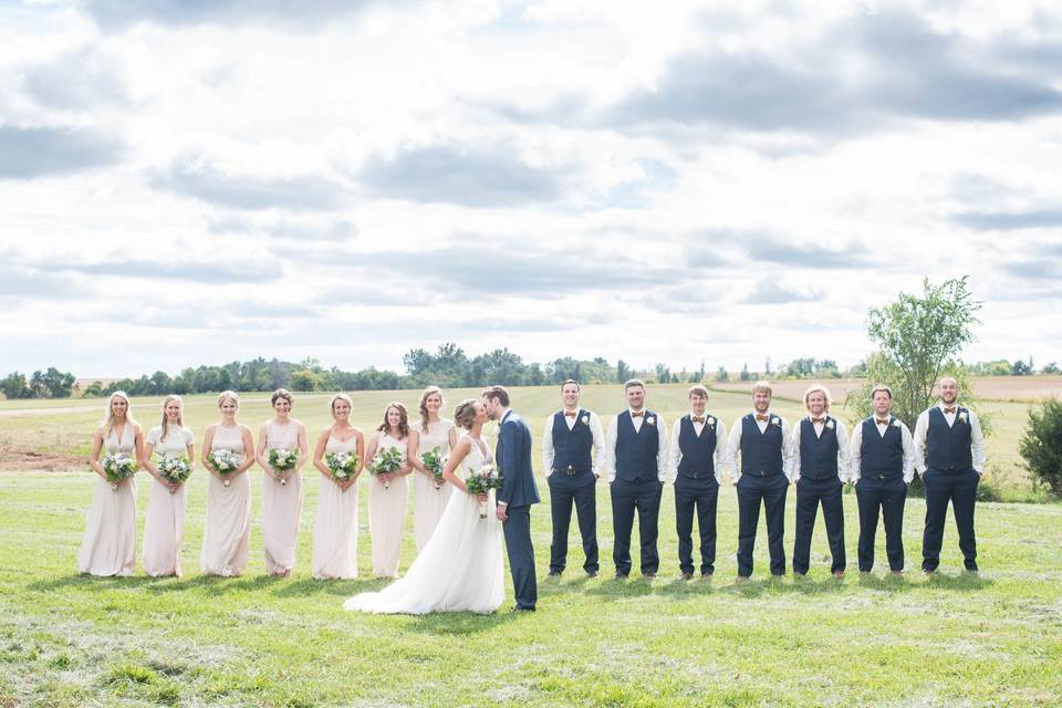 The 10 Best Barn & Farm Wedding Venues in Viborg, SD - WeddingWire