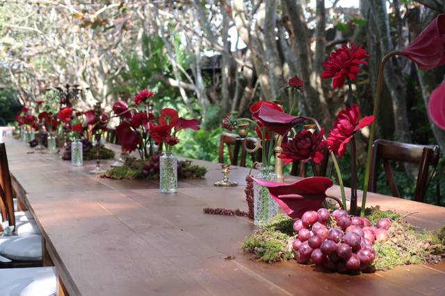 Burgundy floral tablescape