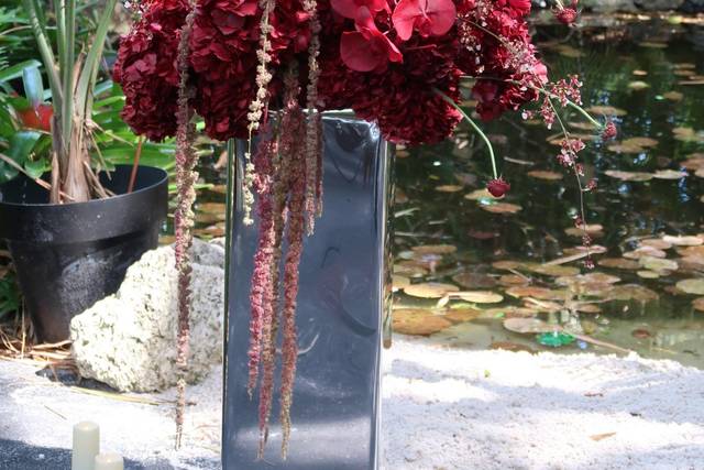 Rich burgundy florals 2026