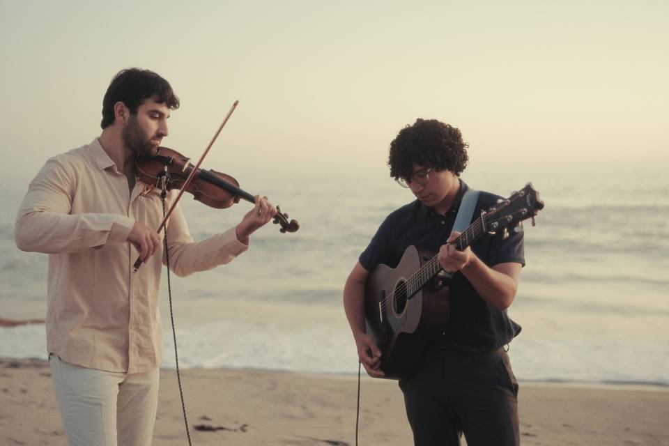 Guitar violin duo