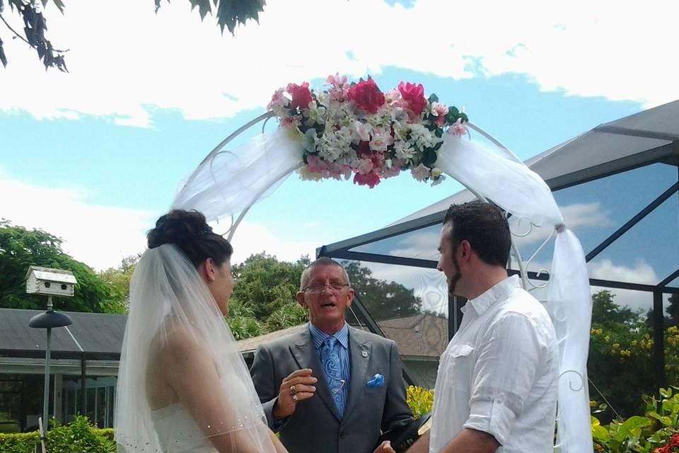 Eternal Weddings 4U - Wedding Officiant.