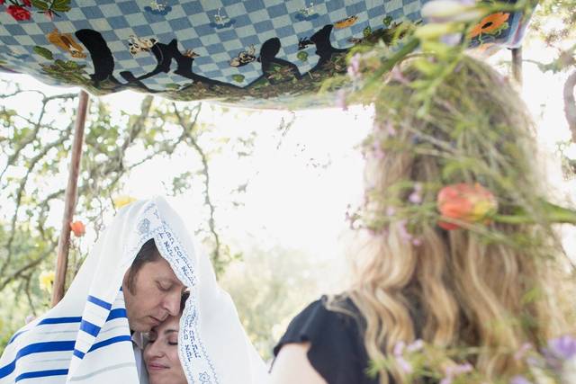 Cantor Reut Ben-Zeev