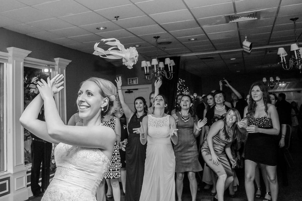 Bouquet toss