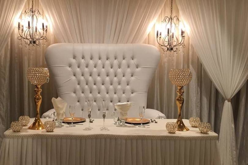 Sweetheart table