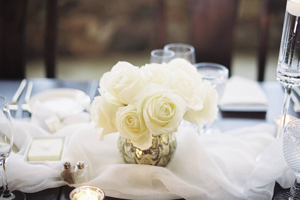 Wedding decor and flower arrangement