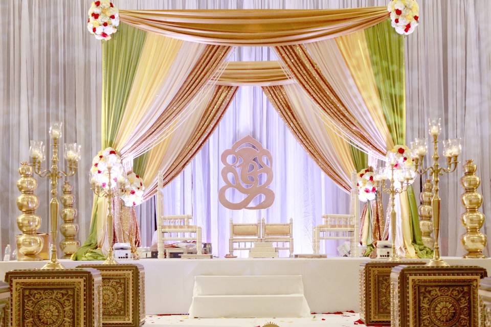 Fabric Wedding Structure