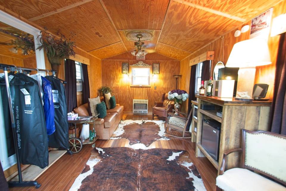 Inside Groomsman Cabin