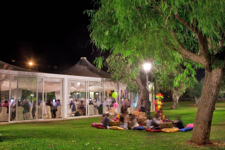 Open-air night time reception