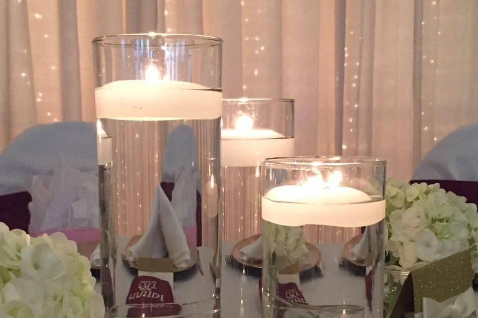 St. Louis Wedding Flowers - Cylinder Vase with Floating Candle in St Louis,  MO