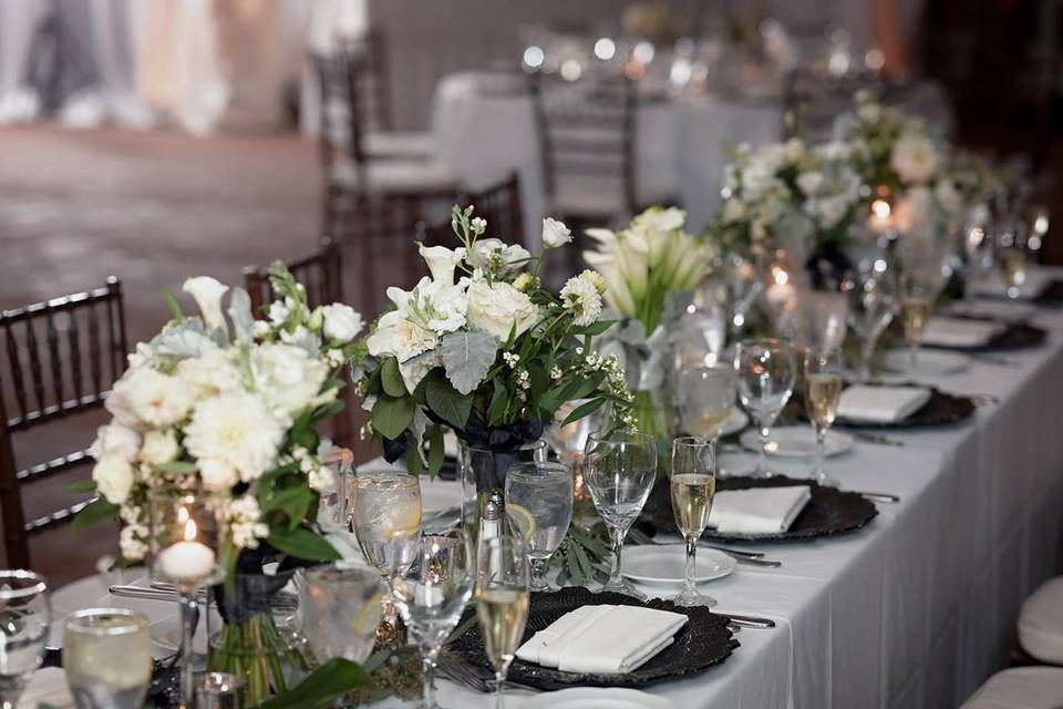 Bridal party table