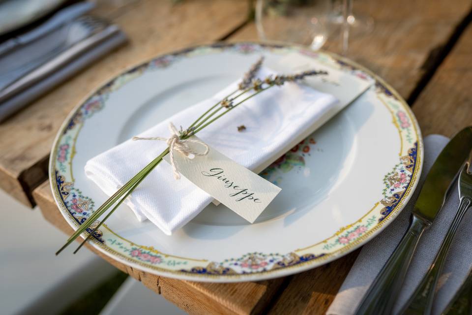 Place setting