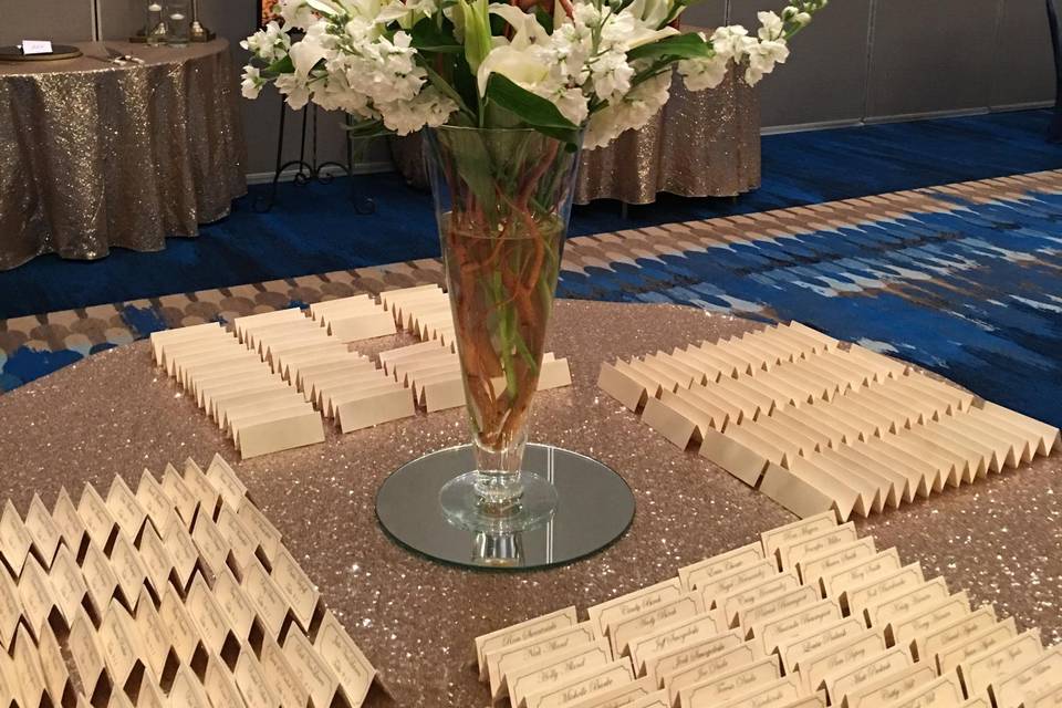 Escort Table Arrangement