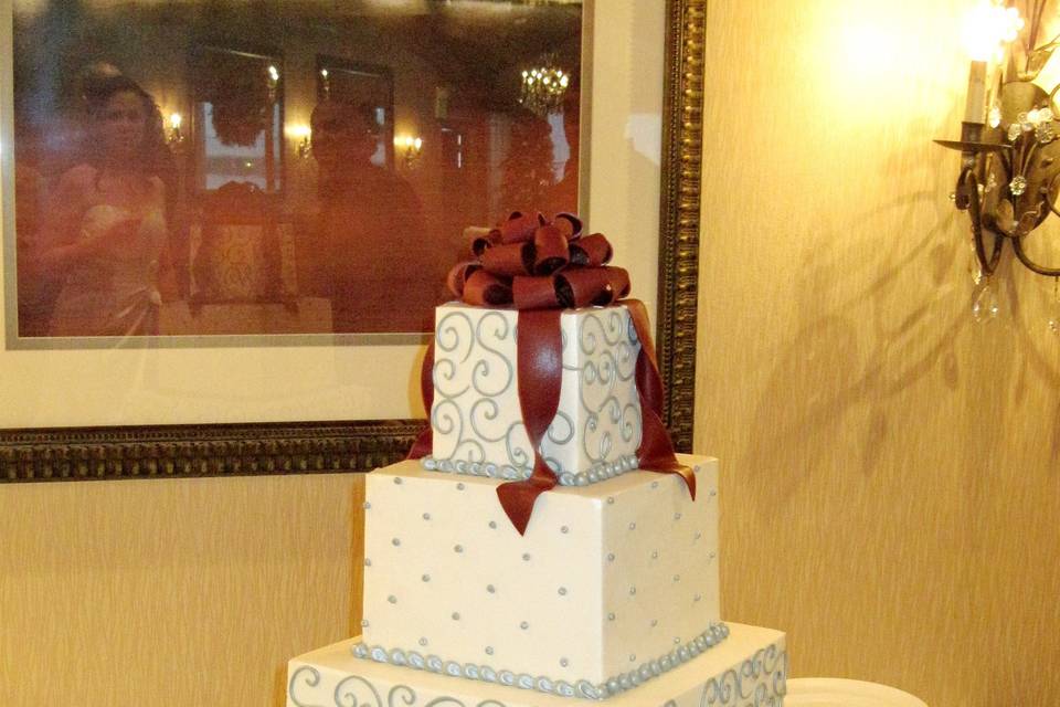 Squared wedding cake