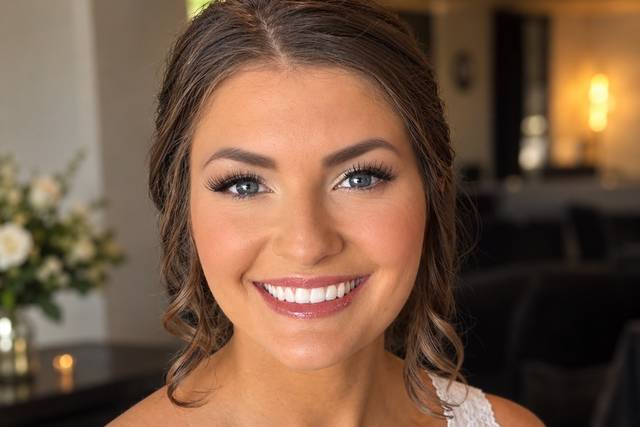Make Me Glamorous Bridal Hair & Makeup