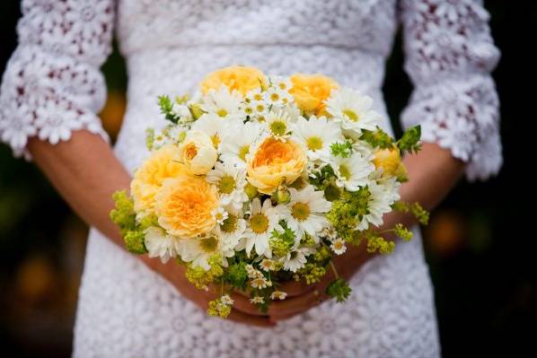 Summery, charming bridal bouquet by Cody Floral Design, all photos by Melissa Musgrove.
