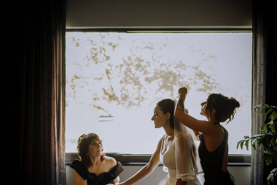 Engagement photoshoot at sunse