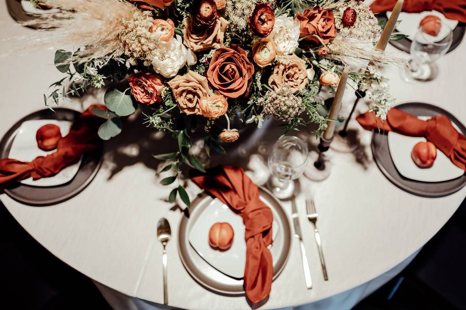 Eye-catching centerpiece