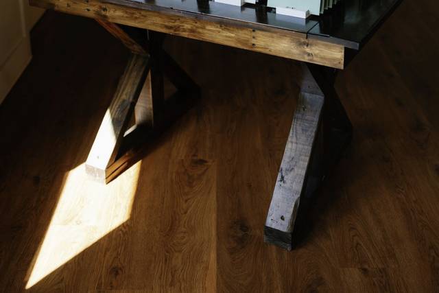 Decor Table
