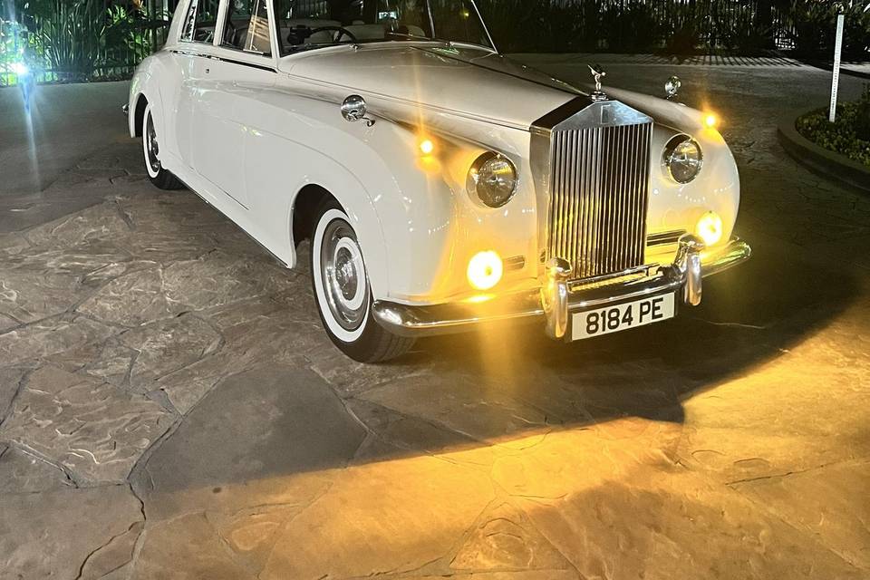 VINTAGE ROLLS