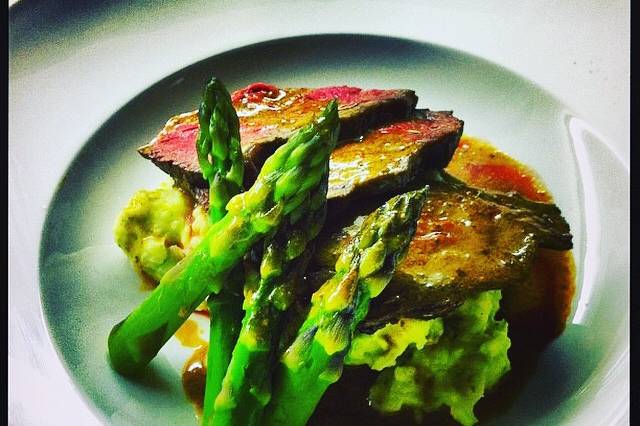 Braised beef and asparagus