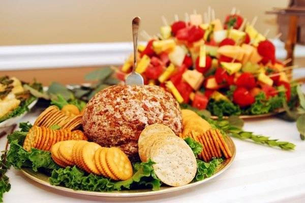 Smokey Ham Cheeseball