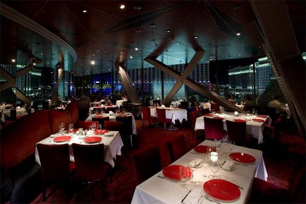 Ultimosas with Eiffel Tower Restaurant Las Vegas Brut Reserve - Eiffel  Tower Restaurant
