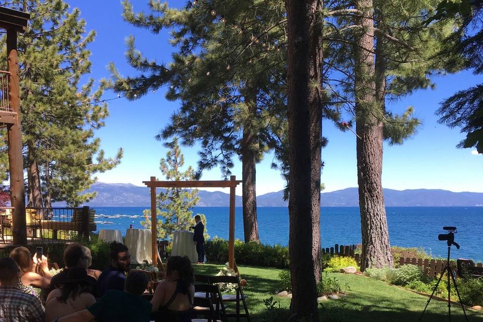 Tahoe lakefront wedding