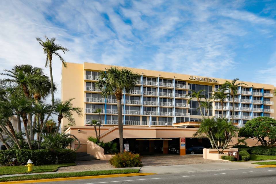 DoubleTree Beach Resort by Hilton Hotel Tampa Bay- North Redington Beach