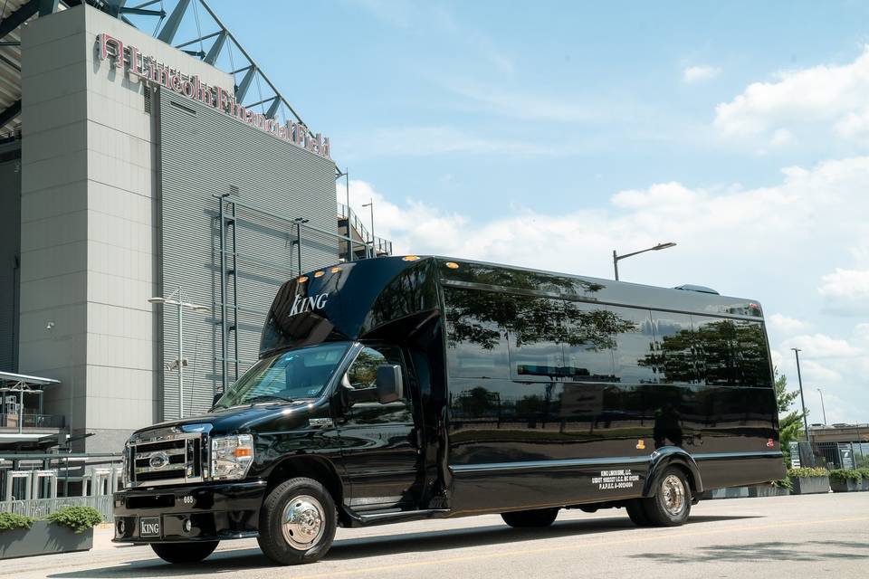 King Limousine & Transportatio