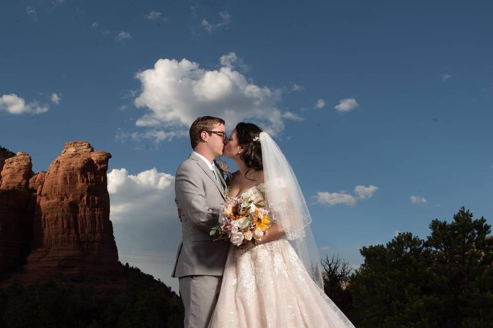 Kayla & Keegan Sedona Wedding