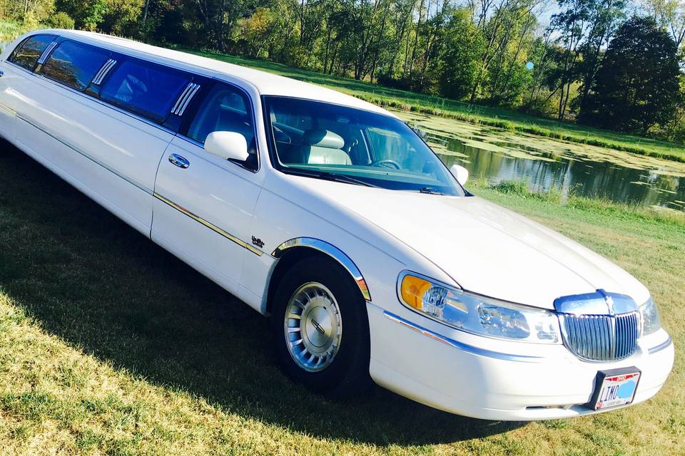 First Class Limousine