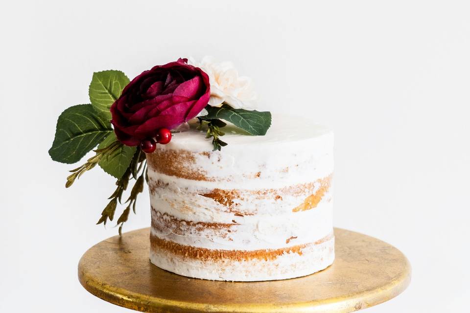 Simple wedding cake