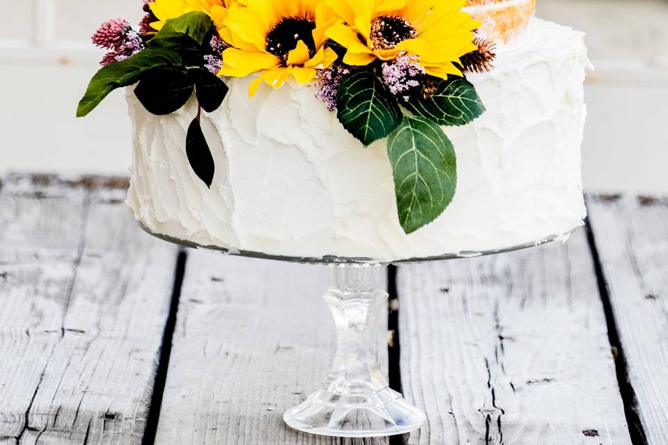 Sunflower wedding cake