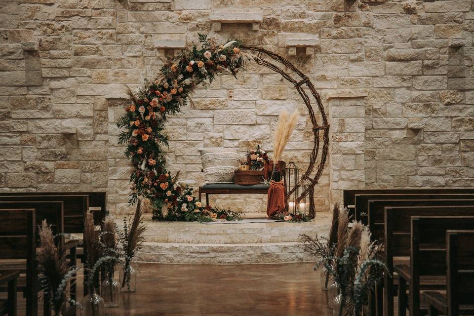 Chapel Altar with Arch Setup