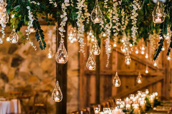 Pergola over Barn Head Table