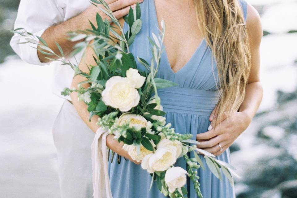 Couple with a beautiful bouquet