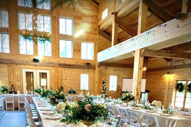 TWIN OAKS BARN AT UMSTEAD RANC