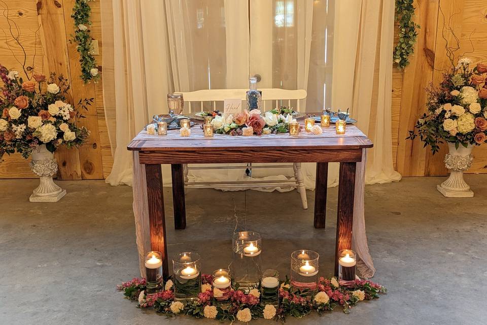 Sweetheart table example