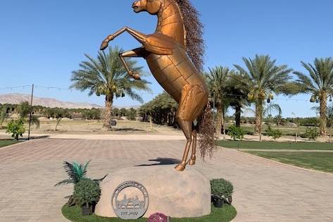 Bronze horse statue