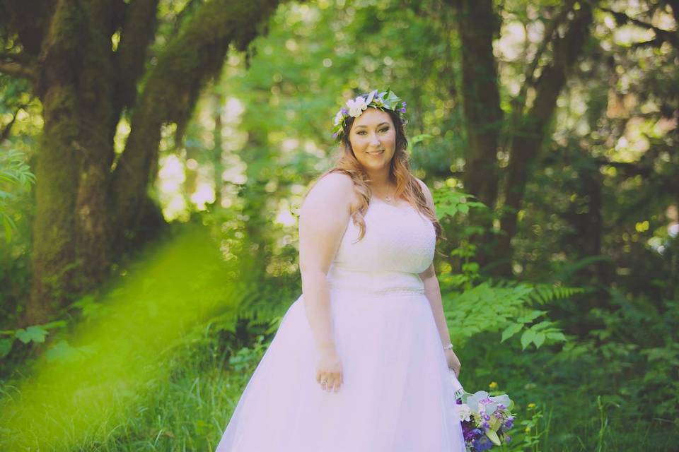 Bridal portrait in the woods